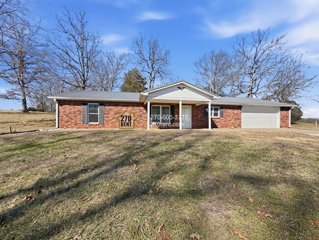 Photo - 2390 Brandenburg Rd