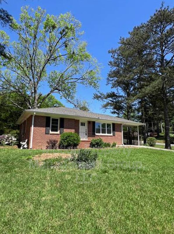 Photo - 2189 Clearwater Drive Southeast