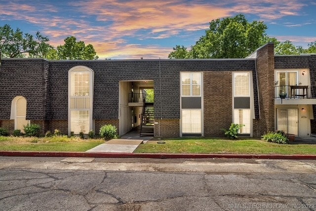 Building Photo - 6806 S Toledo Ave Unit 405