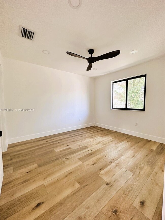 Photo - 1278 SW 2nd St Unidad 4