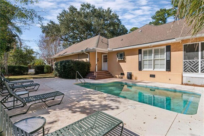 Photo - 125 Pine Valley