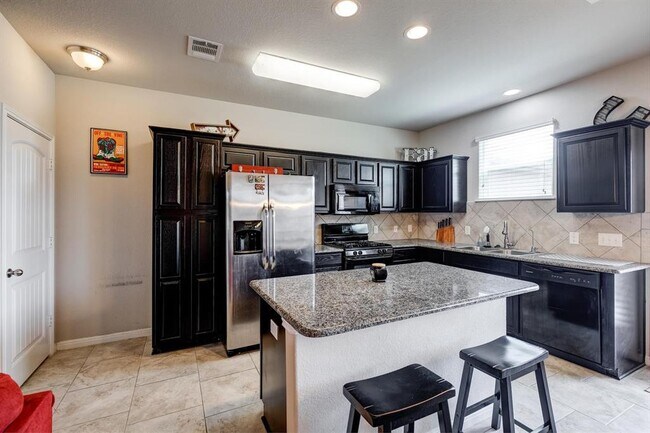 Photo - 317 N Heatherwilde Blvd