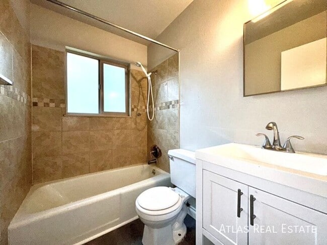 Photo - 4319 Dewey Dr Unidad 1