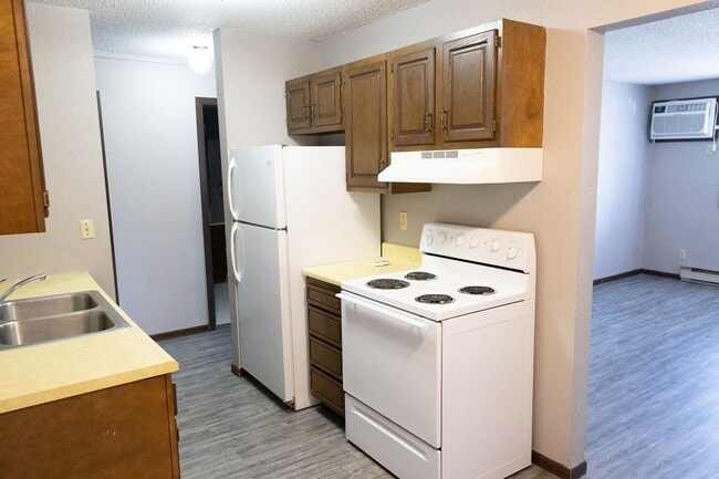 Lakewood Apartments