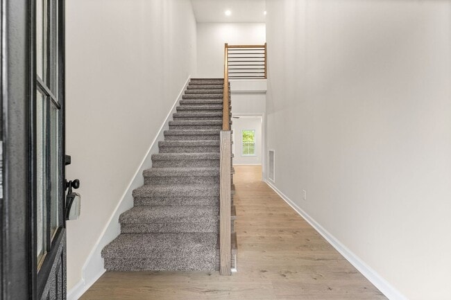Photo - Gorgeous 3 Bedroom Pet Friendly Home For Rent in Sango Area!