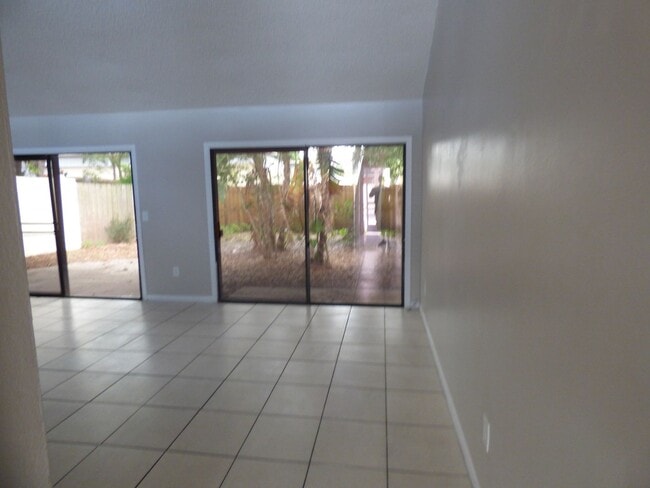 Photo - Cozy 2 bedroom 1 bathroom Townhome in Windward Square