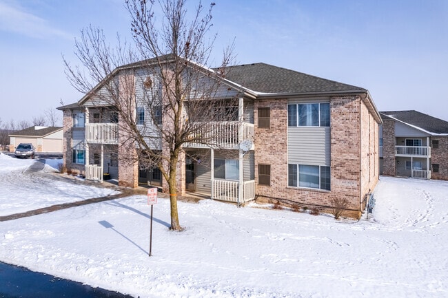 Photo - Lake Ridge Condominium