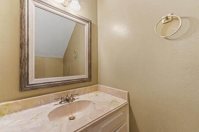 Photo - 5237 Arboles Dr Unidad True