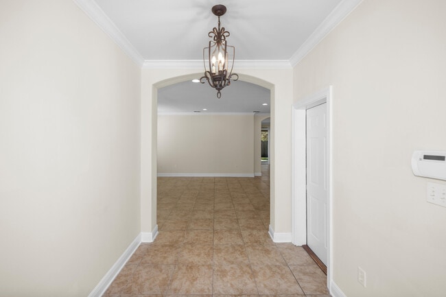 13 Dominica Ct