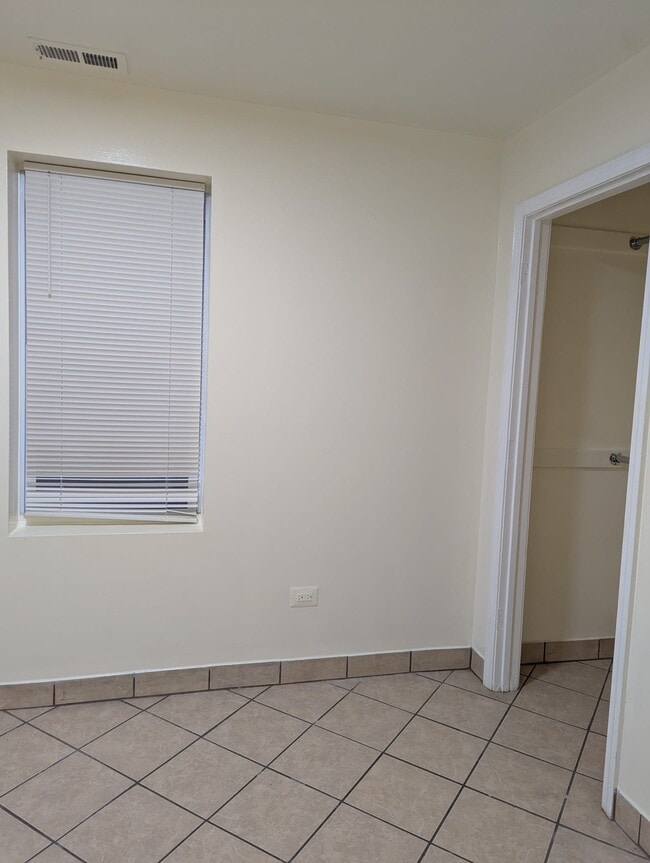 Photo - 2428 S Homan Ave Unit 1