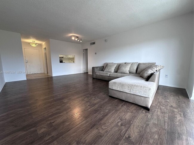 Photo - 4848 NW 24th Ct Unidad 412