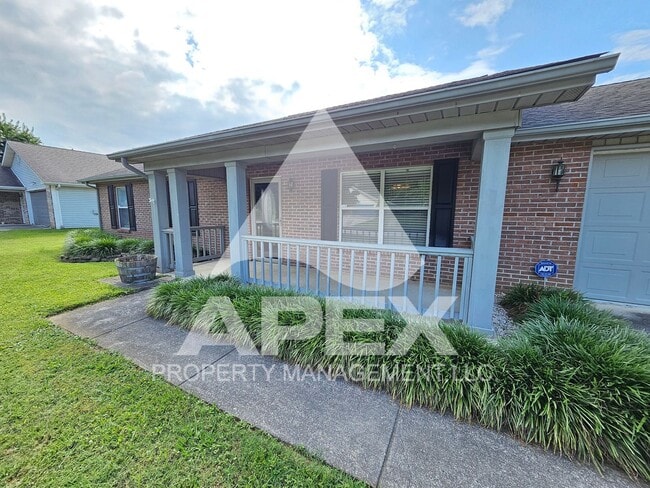Photo - Nice 3 Bd - 2 Ba Brick Front Single Family Home w/Garage in Maryville!