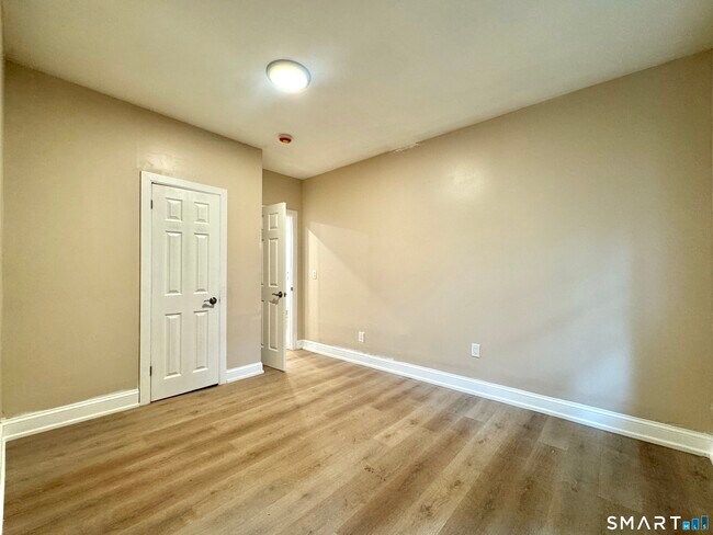 Photo - 1248 N Main St Unit 2