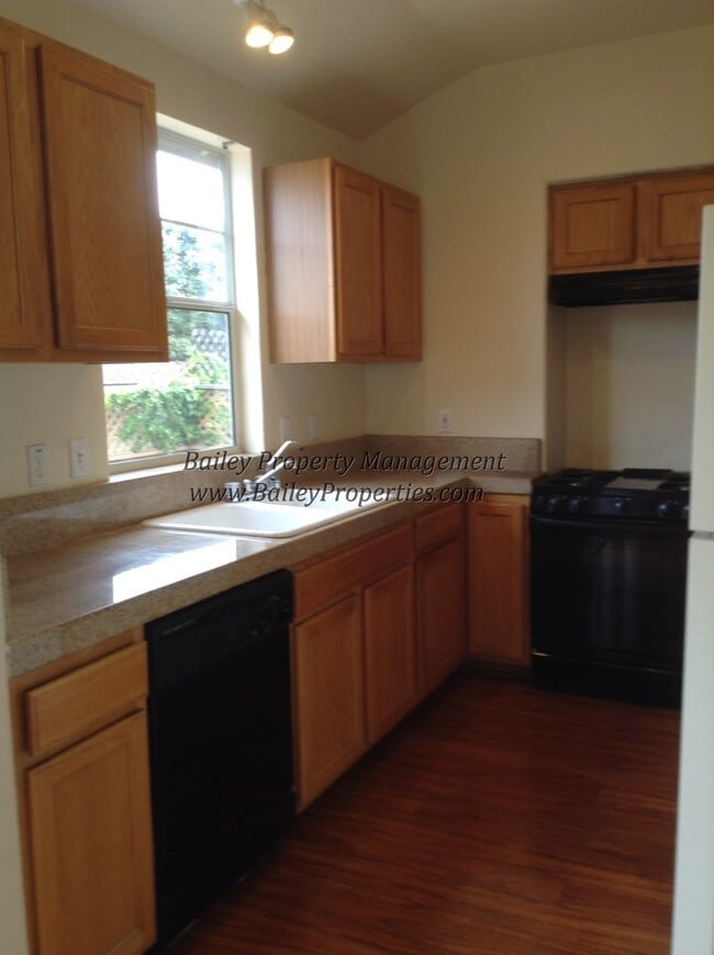 Photo - Gorgeous Santa Cruz Home!! 3bed/2.5 bath