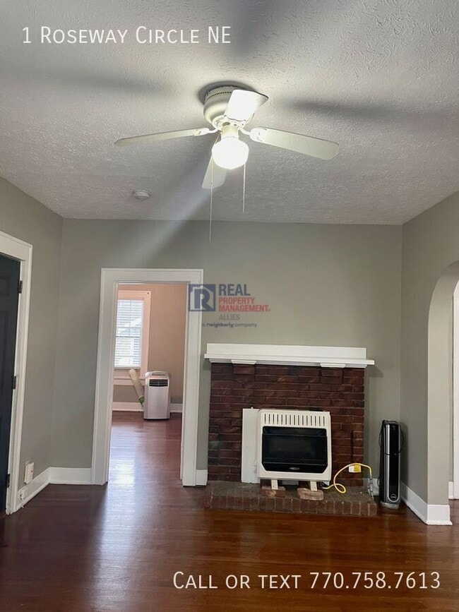 Photo - 1 Roseway Cir