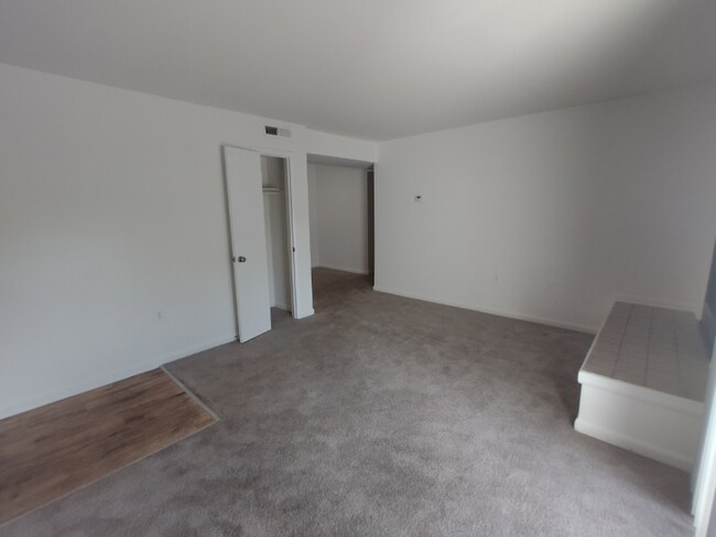 Photo - 600 Reusens Rd Unit H85