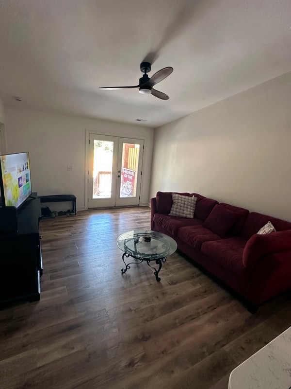 Photo - 134 N Clarendon Dr