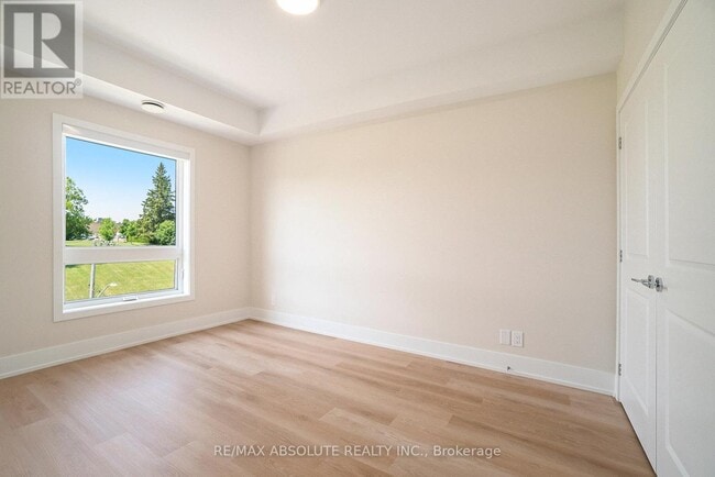 Photo - 12 Thomas St S Unit 405