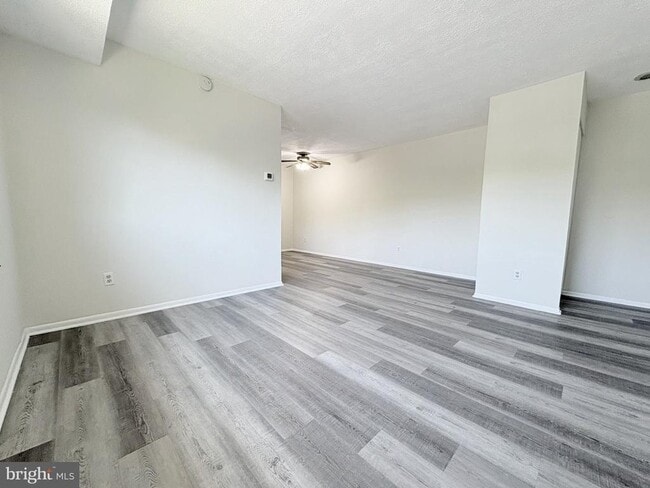 Photo - 11905 Tarragon Rd Unit I