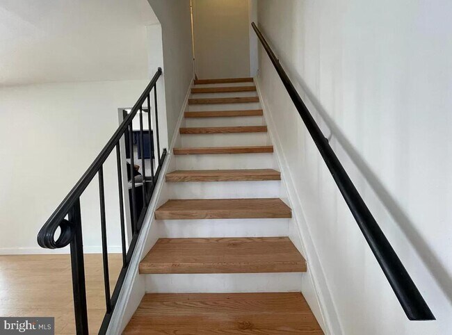 Photo - 12 Lennox Ct