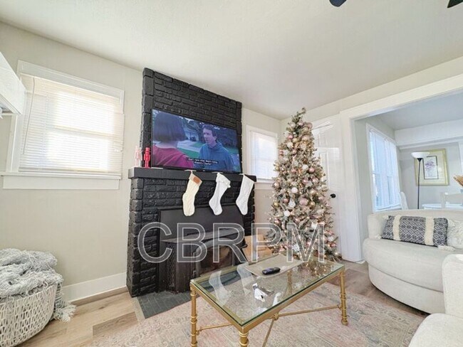 Photo - 2008 26th St