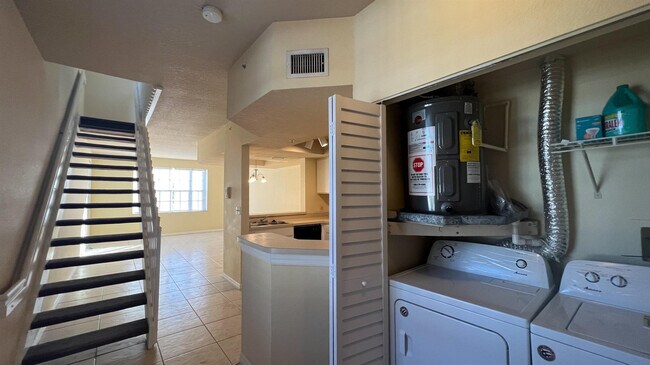 Photo - 735 SW 148th Ave Unidad 1702