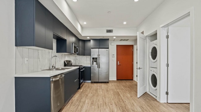 1831 Sawtelle Blvd Los Angeles, CA 90025 - 1831 Sawtelle Blvd Los Angeles, CA 90025 Unit 103