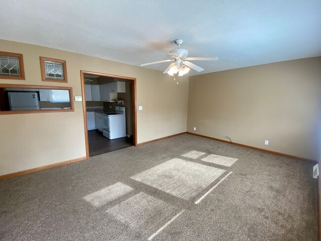 Photo - Super Clean 2 Bedroom - 1 Bath Home