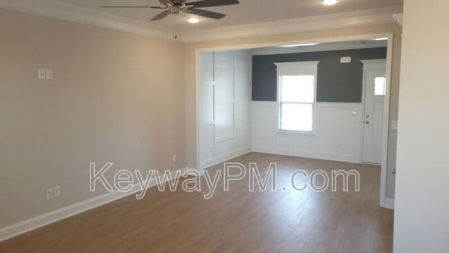 Photo - 1115 Jolly Ln