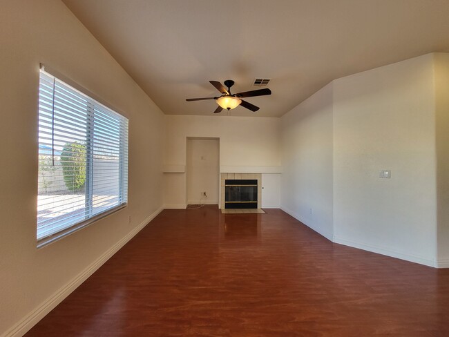 Photo - 1158 Founders Ct