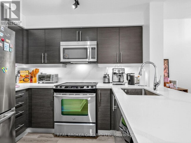 Photo - 125 Western Battery Rd Unité 1209