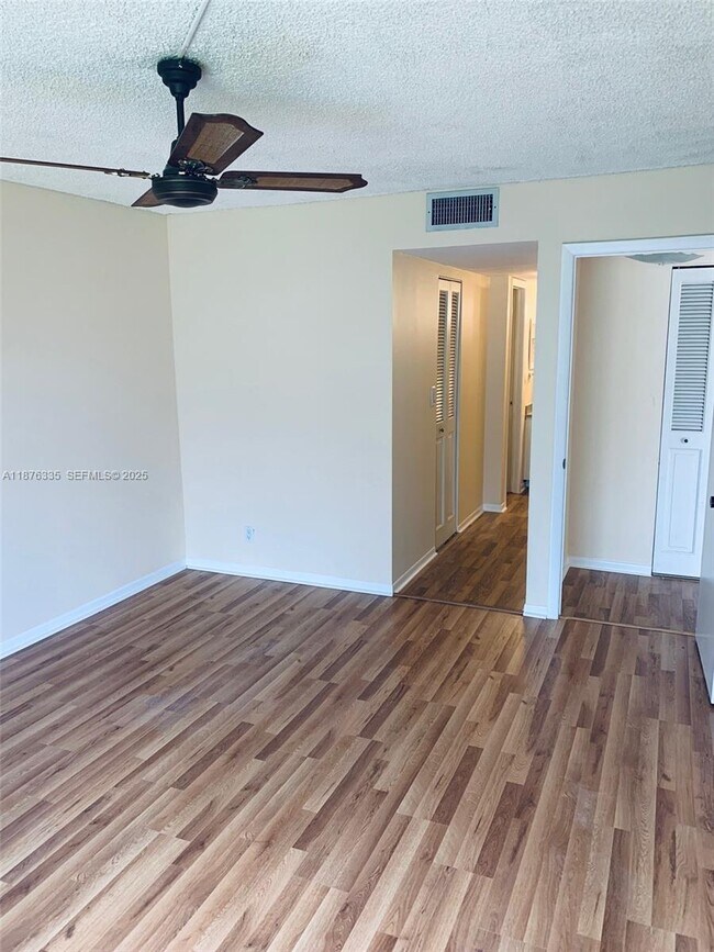 Photo - 6301 N University Dr Unit 216