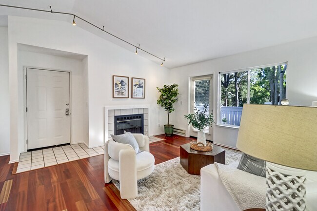 Photo - 242 Marina Lakes Dr Unit 242 Marina Lakes