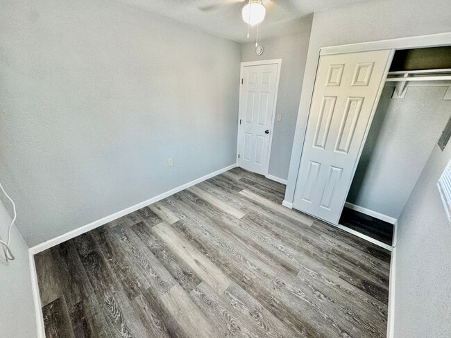 Photo - Spacious 2BD/1BA on 2nd Floor with In-Unit... Unit # C