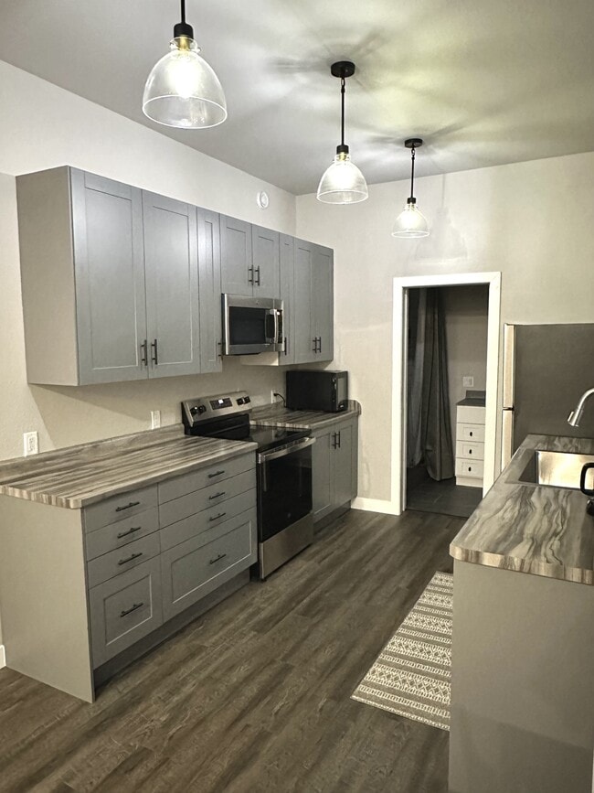 Photo - 328 3rd St Unit Apt 2