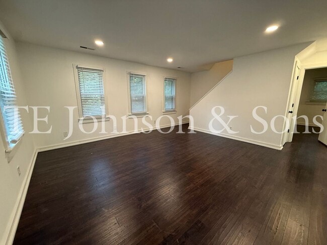 Photo - 4309 Walnut Hollow Dr