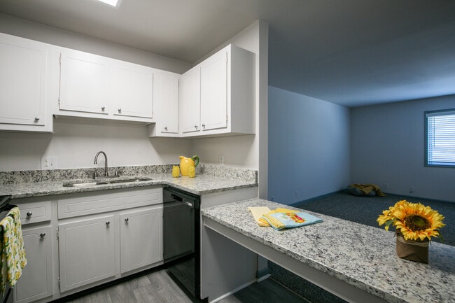 Photo - Covenant Crossing