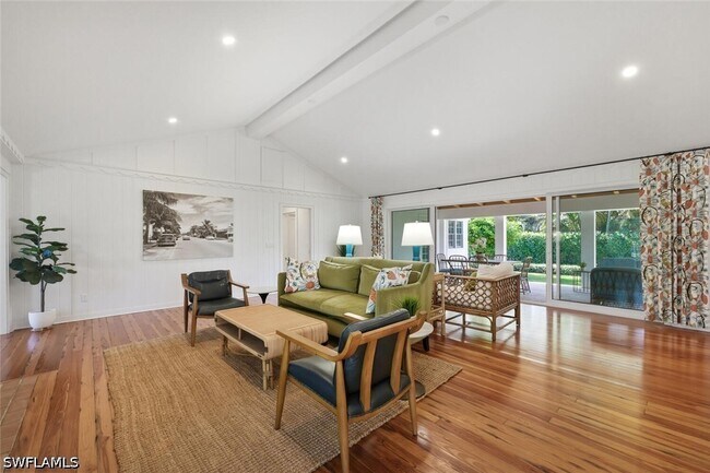 Photo - 92 10th Ave S