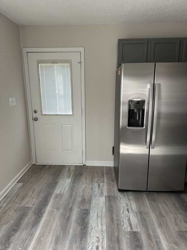 Photo - 200 Charles St