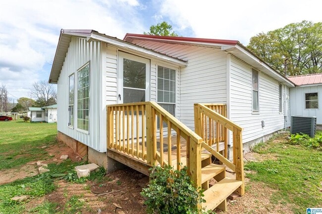 Photo - 2530 Mudd St
