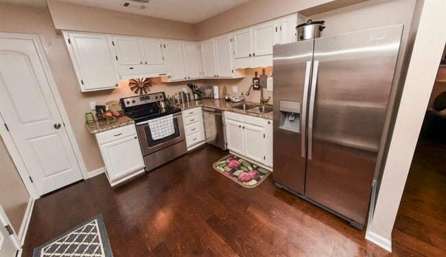 Photo - Super Cute One Level Home in Shelton Park