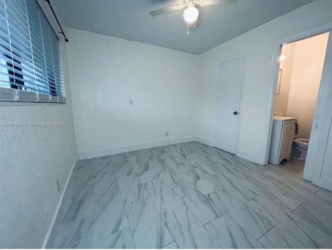 Photo - 5600 SW 38th St