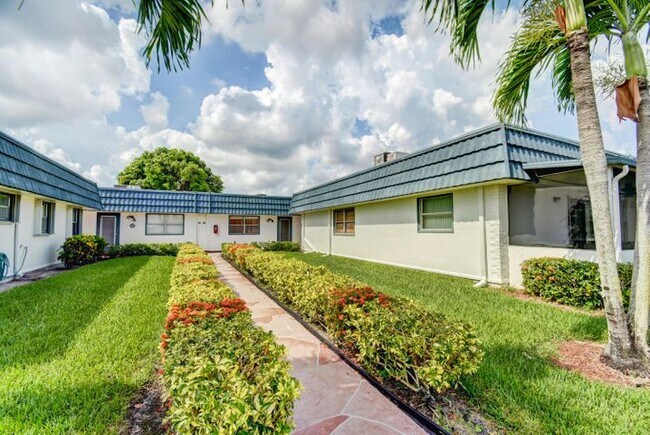 Photo - 42 Waterford B Unit B