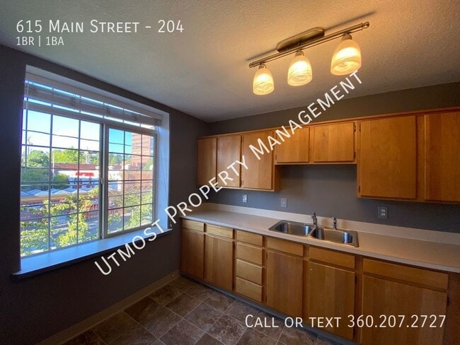 Photo - 615 Main St Unit 204