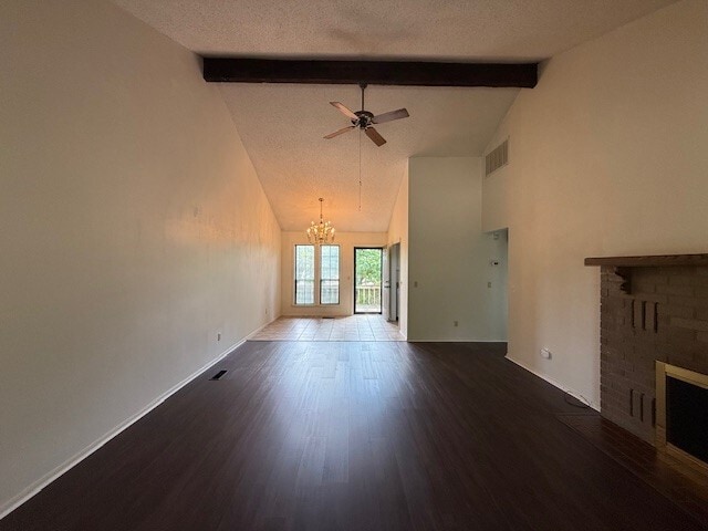 Photo - 2210 Oakwood Ave