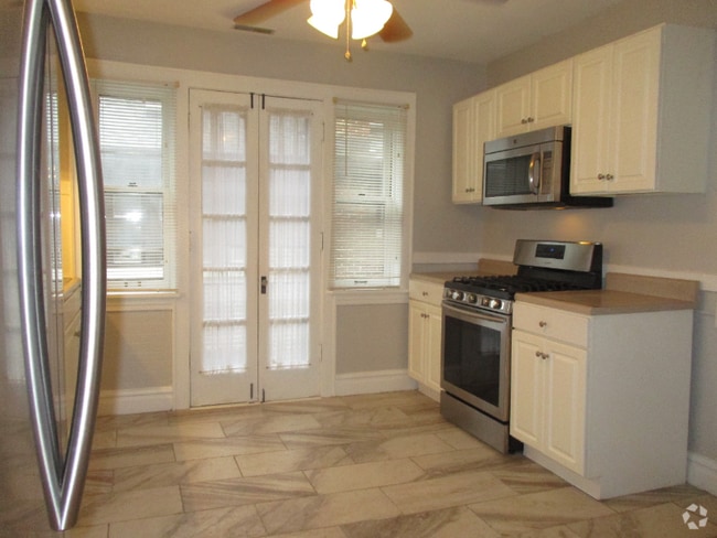 Building Photo - 1079 Terrace Dr Rental