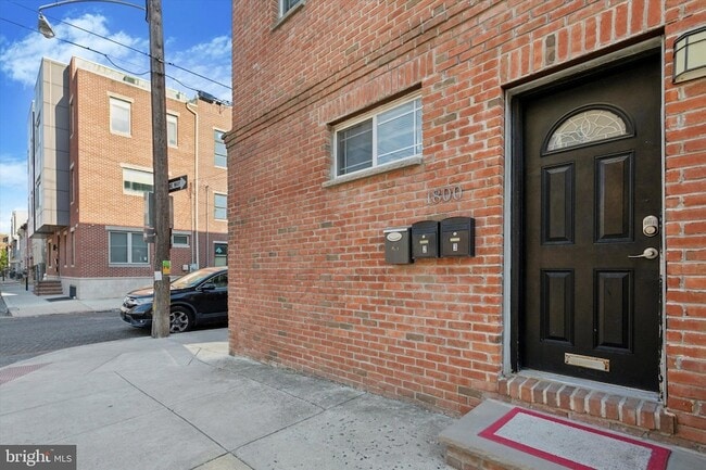 Photo - 1800 Titan St