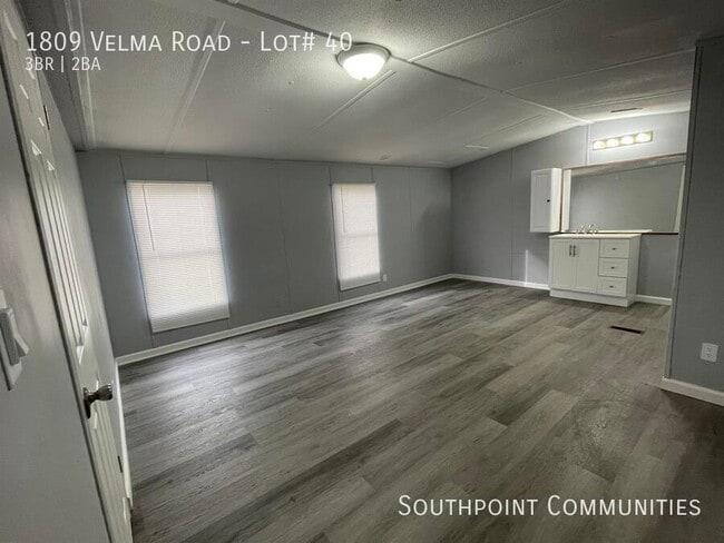 Photo - 1809 Velma Rd