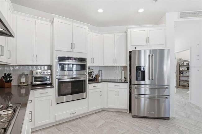 Photo - 5268 Kildare Pl
