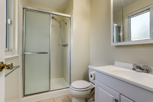 Photo - 15054 E Dartmouth Ave